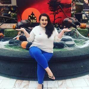 Meet your Posher, Sierra